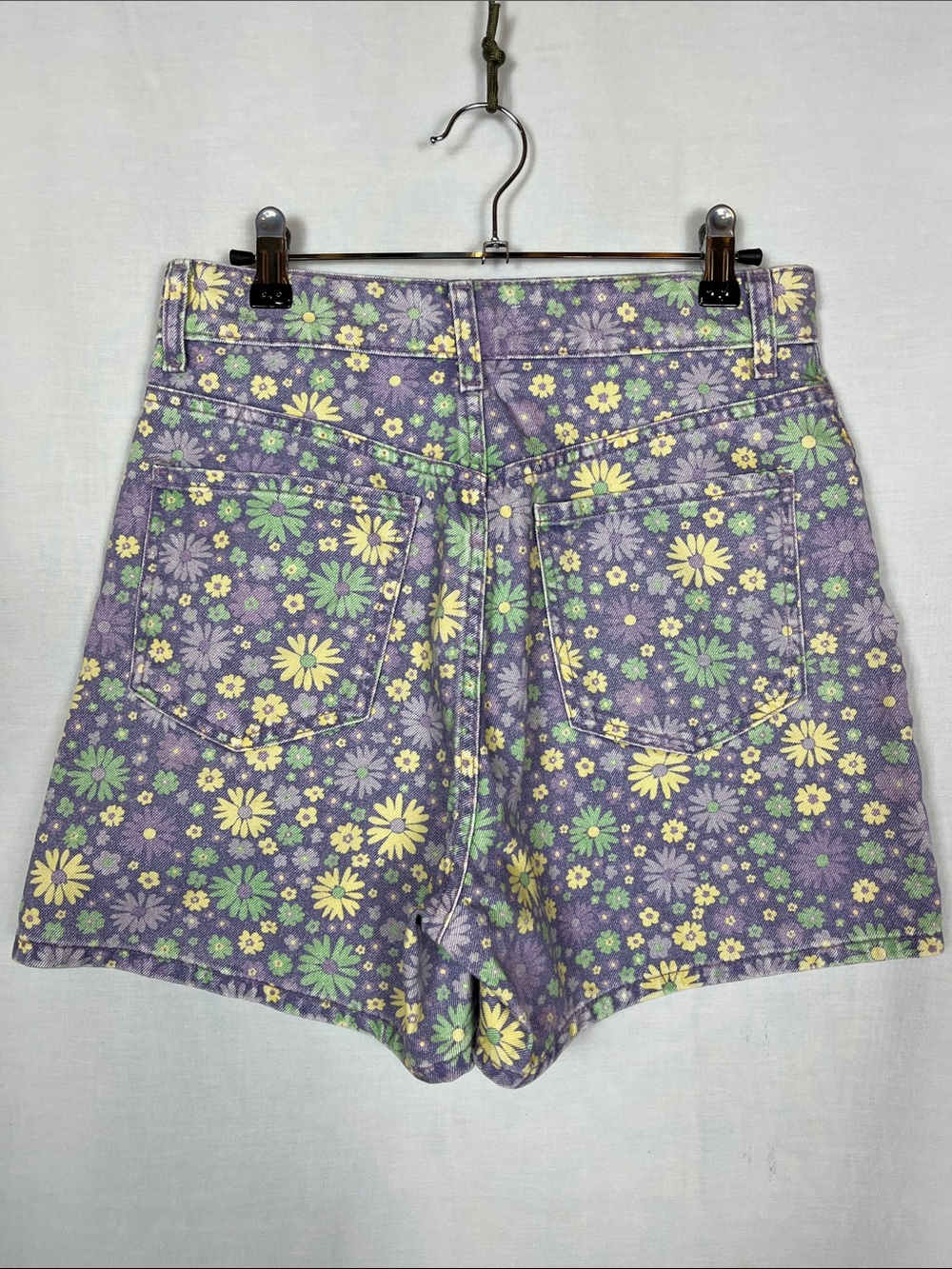 Zara Purple and Floral Pastel Cotton Button Fly Shorts - Picture 4 of 6
